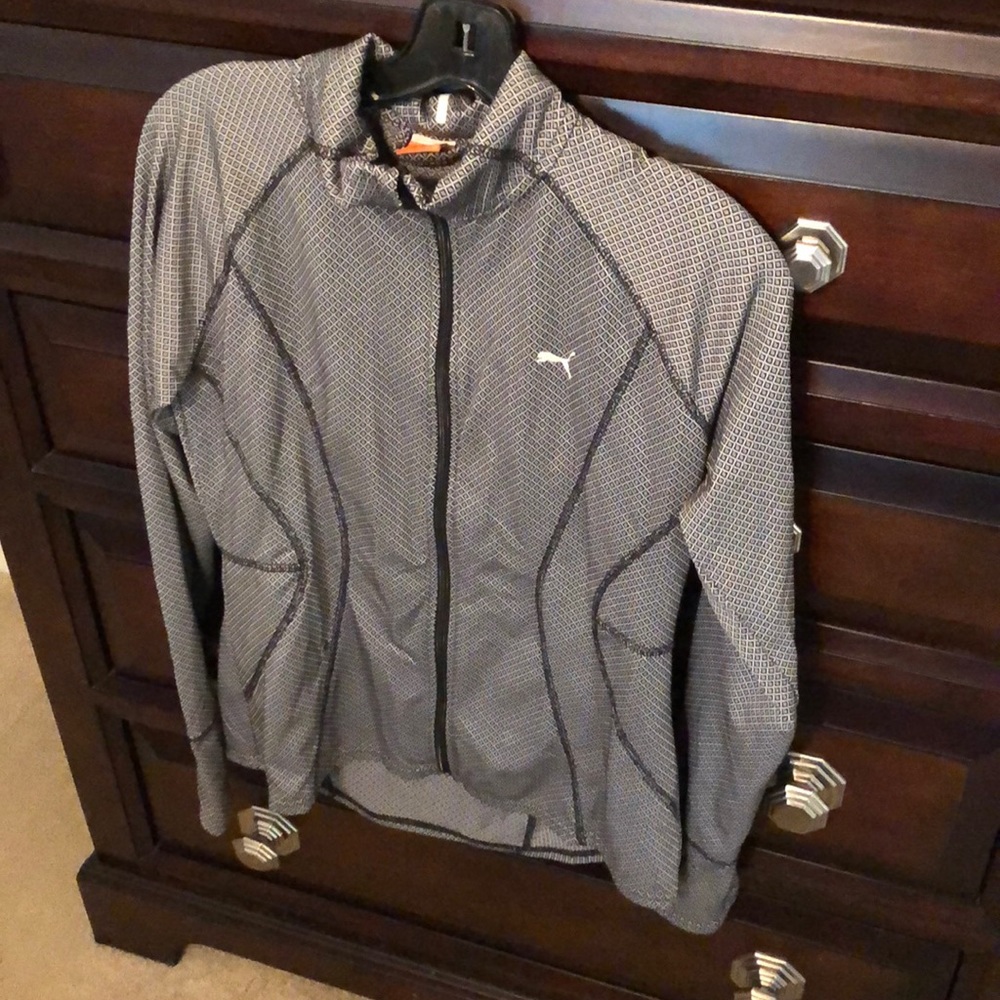 Ladies PUMA workout zip up